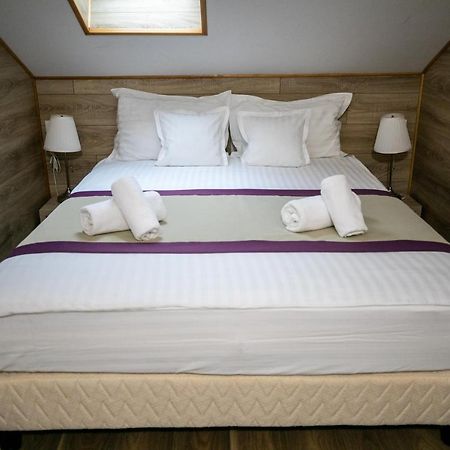 Crema Residence Alba Iulia Exterior photo