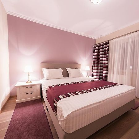Crema Residence Alba Iulia Exterior photo
