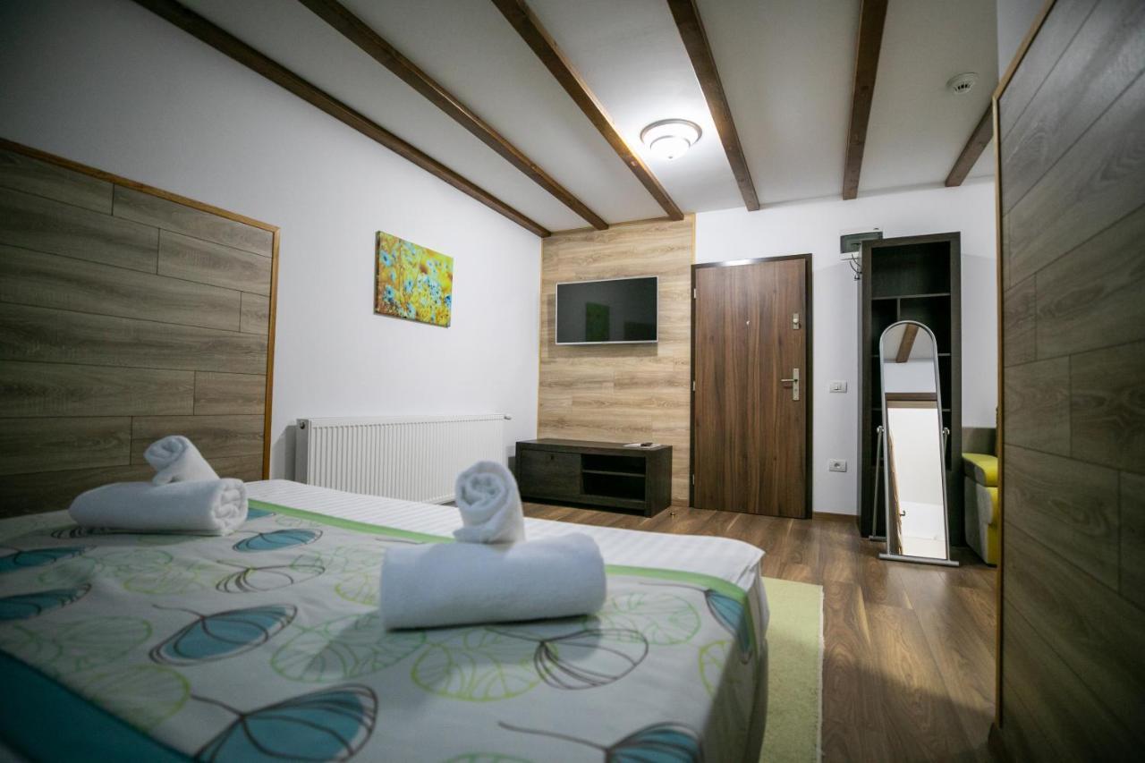 Crema Residence Alba Iulia Exterior photo