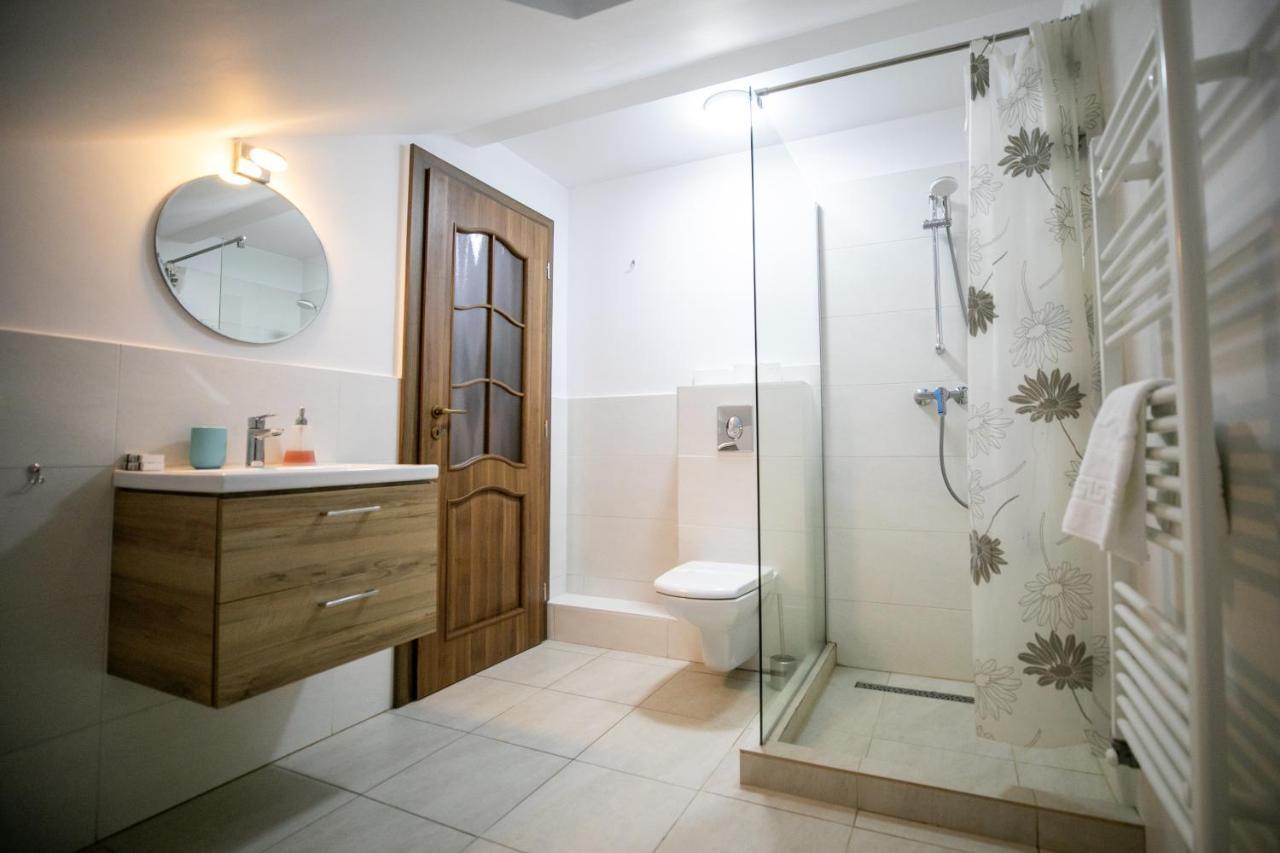Crema Residence Alba Iulia Exterior photo