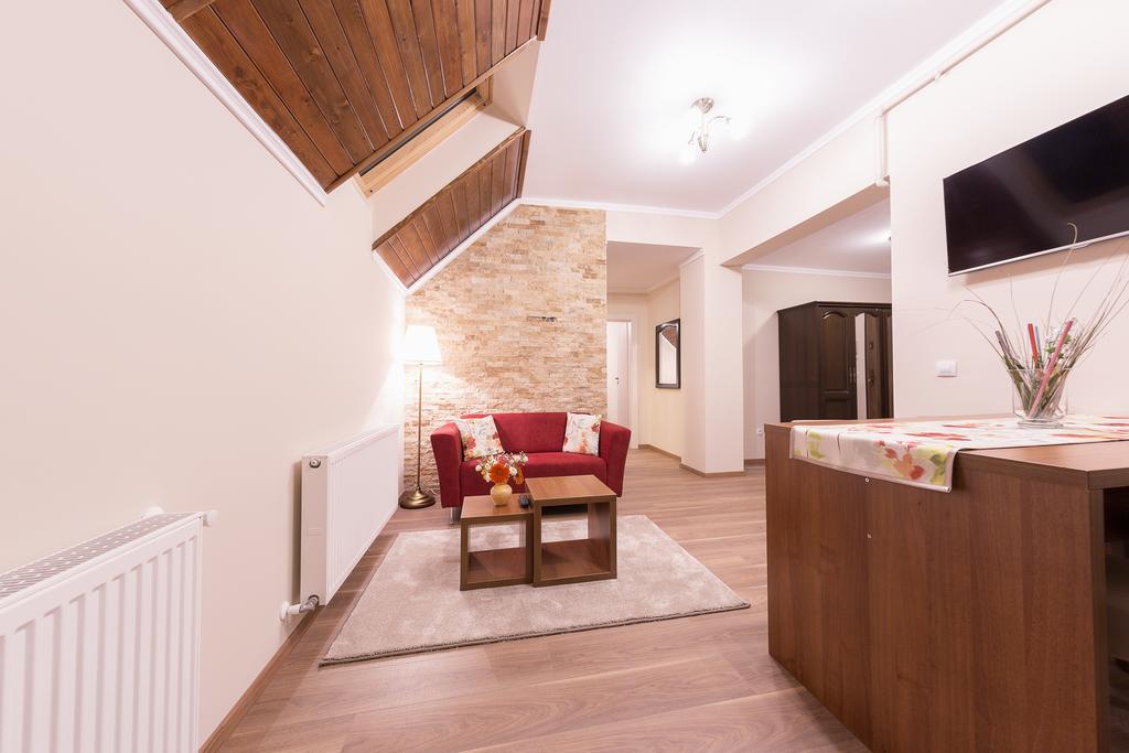 Crema Residence Alba Iulia Exterior photo
