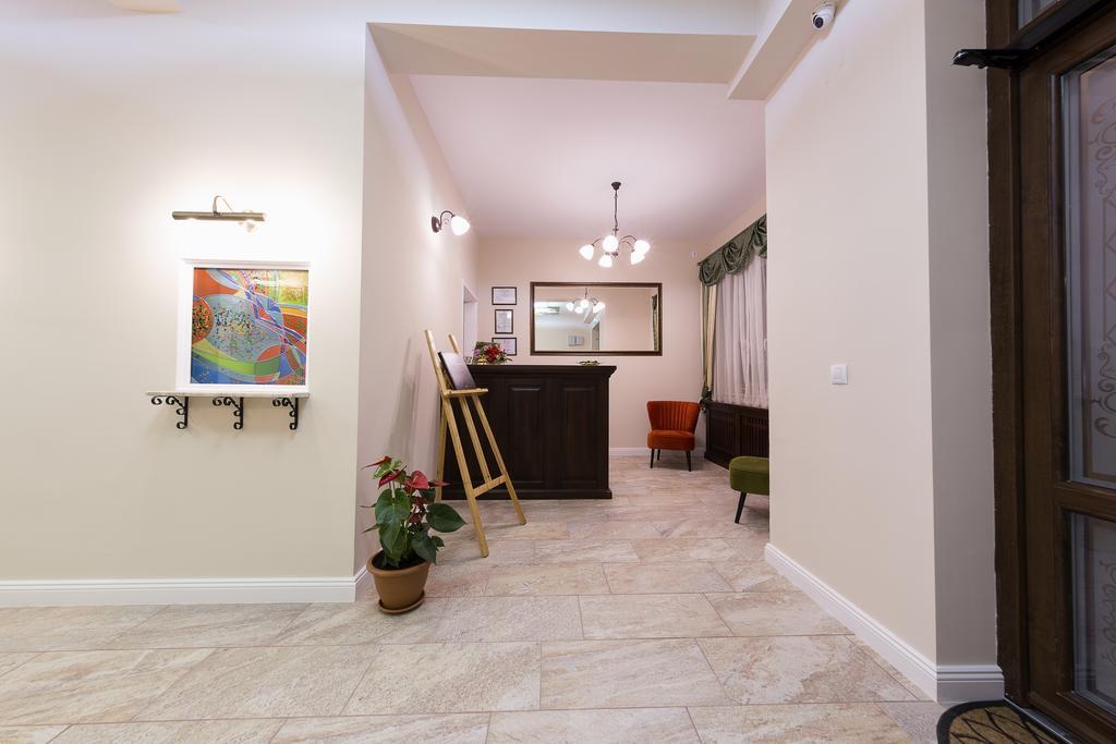 Crema Residence Alba Iulia Exterior photo