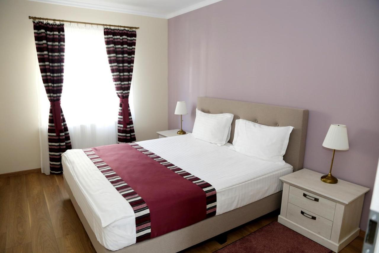 Crema Residence Alba Iulia Exterior photo